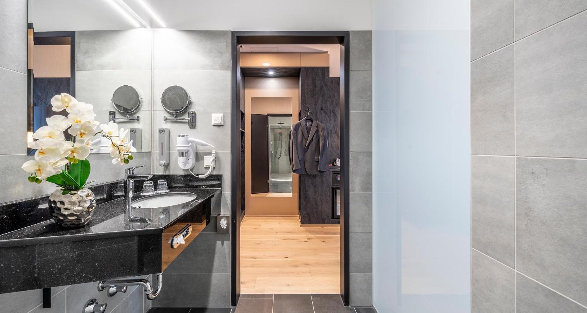 Plaza Inn Wiener Neustadt, BW Signature Collection מראה חיצוני תמונה